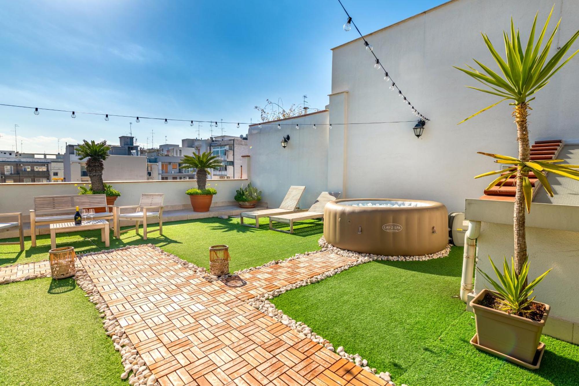 150Mq Rooftop Paradise - Spacious Private Terrace Bari Exterior photo