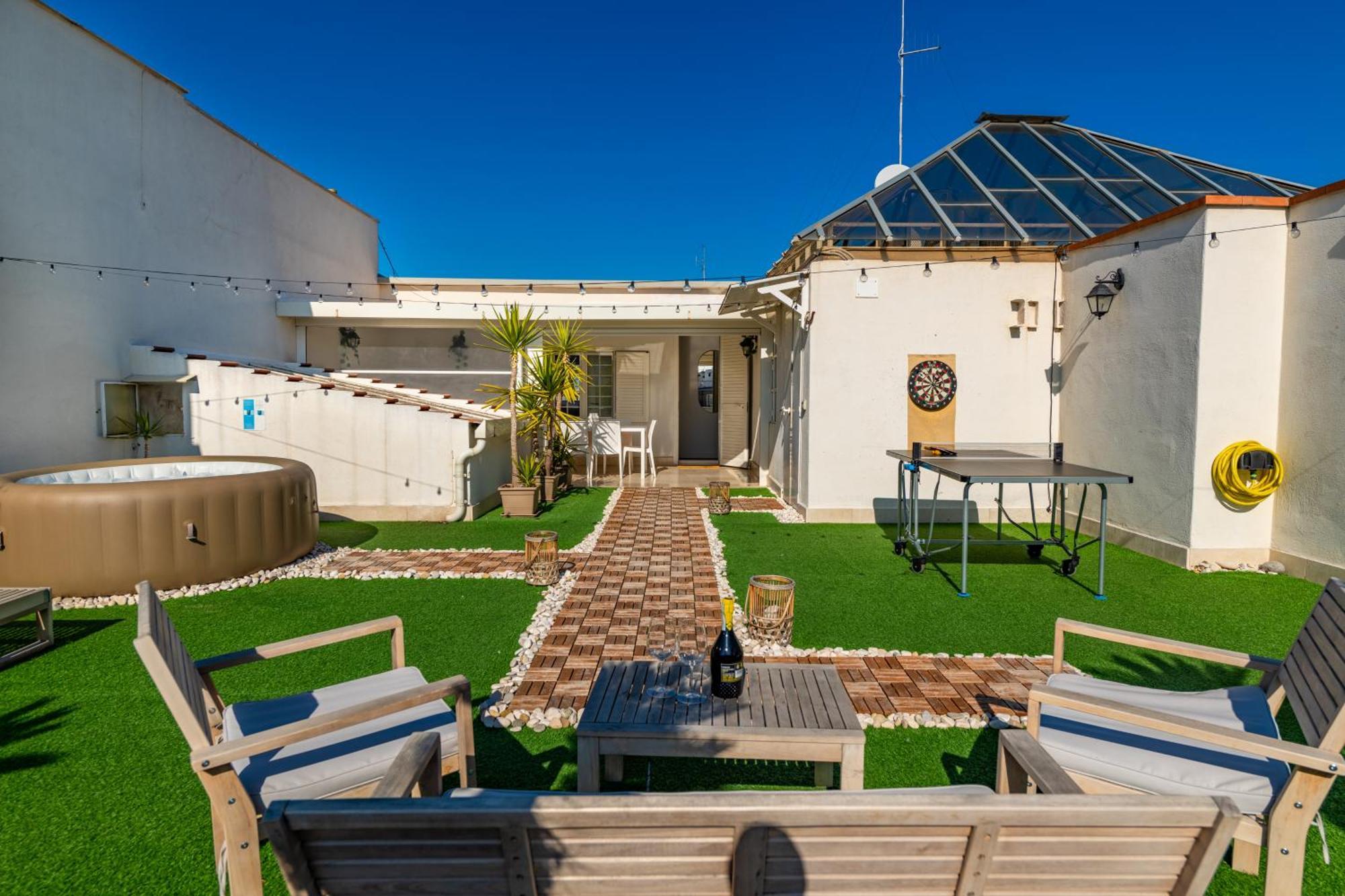 150Mq Rooftop Paradise - Spacious Private Terrace Bari Exterior photo
